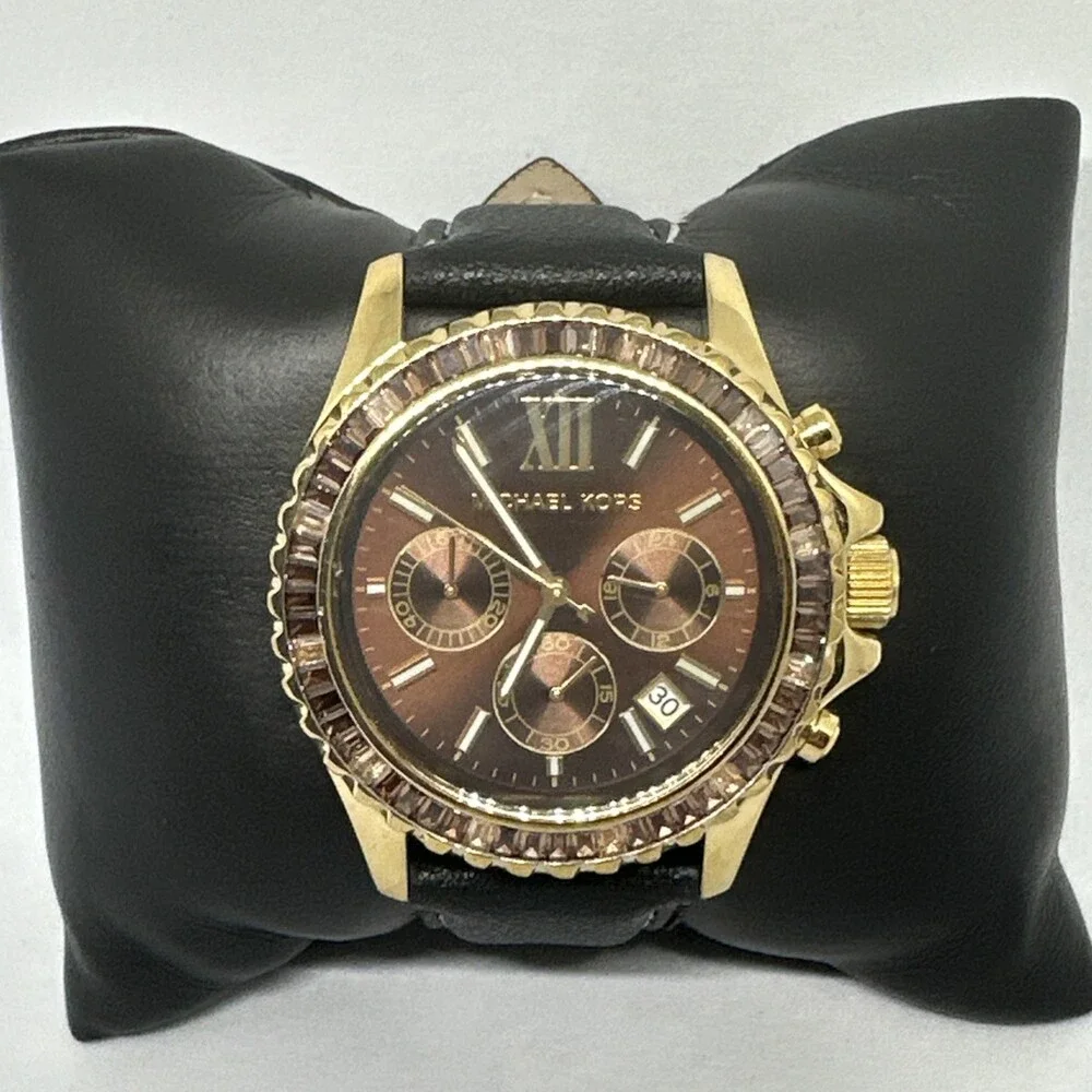 Michael Kors MK5873 Women Black Strap Glitz And Glamour Chronograph Watch HME593